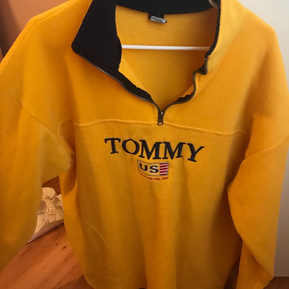 tommy hilfiger sweater